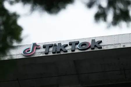 Britaniya TikTokʼni katta jarimaga tortdi