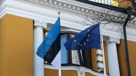 Эстония Россиянинг музлатилган активларини мусодара қилиш режасини ишлаб чиқади