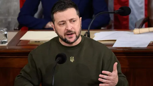 Зеленский Артомовск бой берилганини тан олди