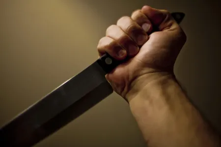 Andijonlik erkak kreditga pul bermagan ammasini pichoqlab o‘ldirdi