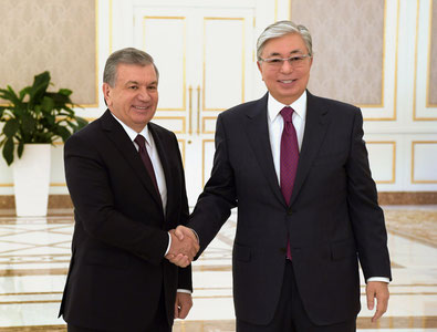Мирзиёев Тоқаевни туғилган куни билан табриклади