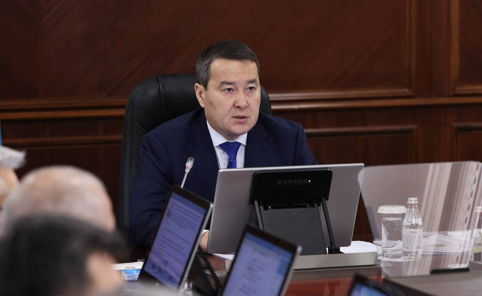 Bosh vazir: O‘z kuchiga ishonmaganlar ishdan ketishi mumkin
