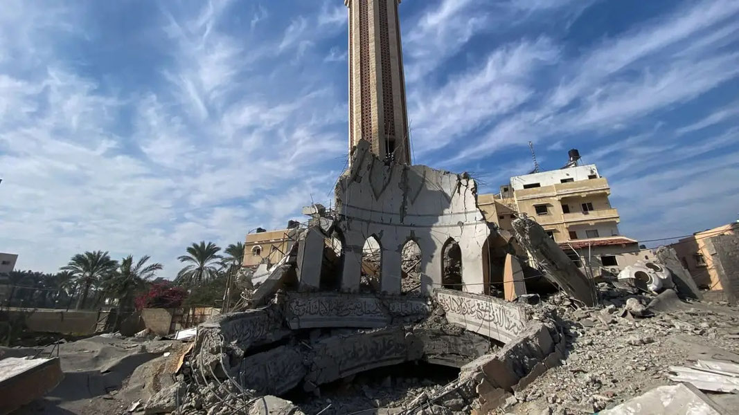 Isroil G‘azodagi eng katta masjidni vayron qildi