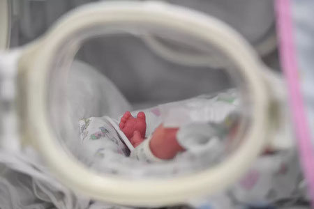 Namangandagi tug‘uruqxonada ayol 4 nafar egizagi bilan vafot etdi