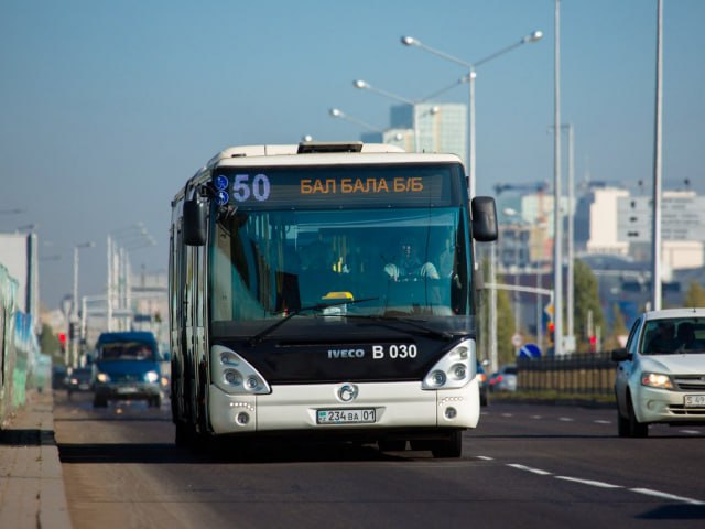 Akamni xotini pornosini sikdi