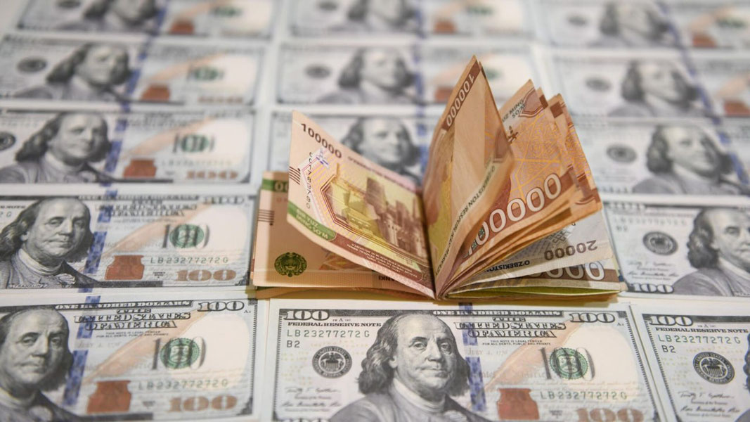 Dollarning rasmiy kursi pasaydi