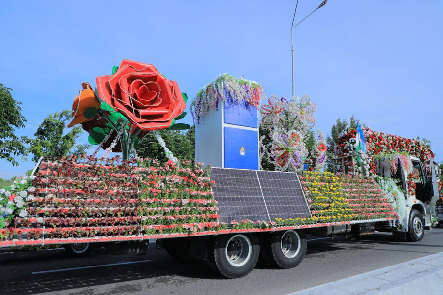 Namanganda gullar festivali boshlandi