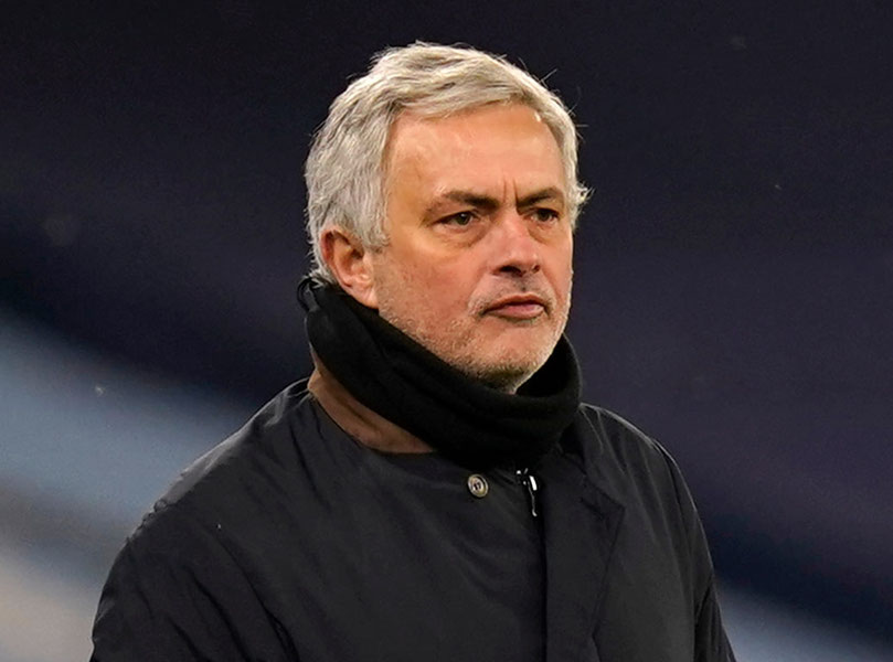 Mourinyo Turkiya klubini boshqarishi aytilmoqda