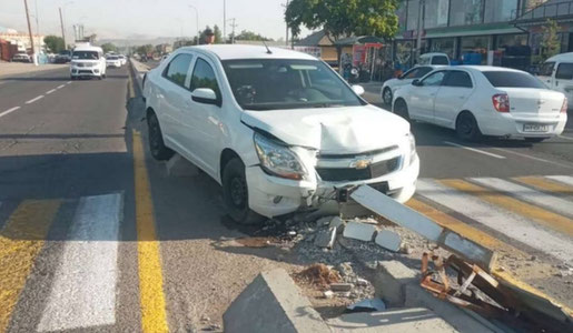 Олмалиқда фоторадар ўрнатилган Cobalt аварияга учради