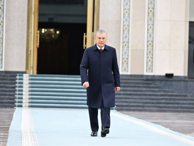 Shavkat Mirziyoyev Navoiyga jo‘nab ketdi