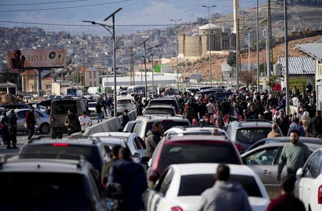 Avstriya vataniga qaytishni istagan suriyalik qochqinlarga 1000 yevrodan to‘laydi