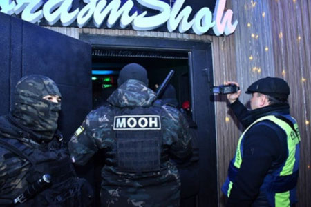Тунги клублар ва бошқа жамоат жойларида рейд ўтказилди