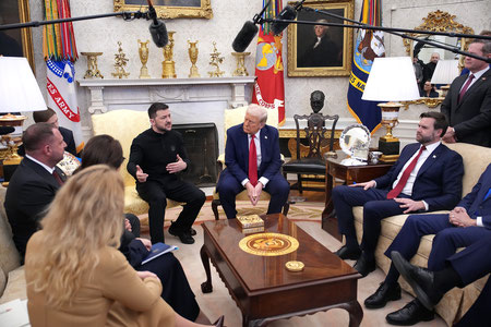 Трамп ва Зеленский жанжаллашиб қолди