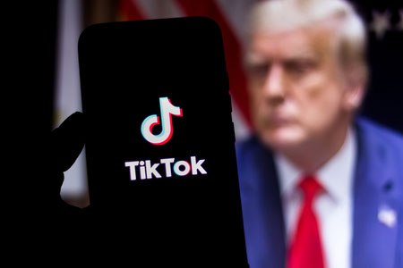 Трамп TikTokʼни кимга сотмоқчи?