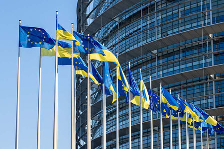 Европа Иттифоқи мудофаа соҳасига сармояни оширмоқда