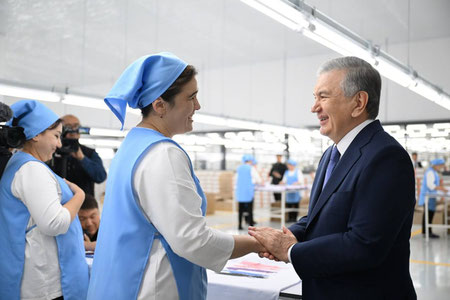 Президент “Урганч кластер”нинг янги корхоналарига борди