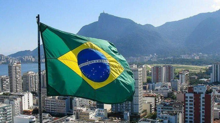 Braziliya Rossiya–Ukraina urushida betaraf vositachi bo‘lishni taklif qildi