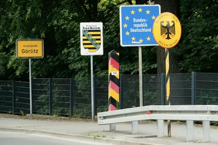 Germaniya noqonuniy muhojirlar uchun chegaralarini yopadi