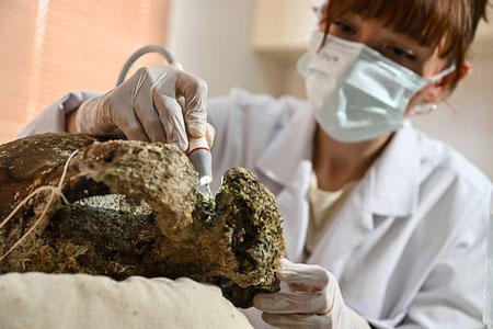 Turkiyada 1100 yillik qopqog‘i ochilmagan amfora topildi