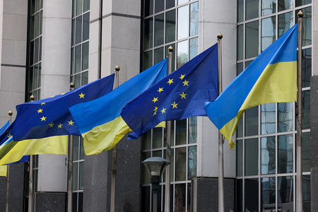Европа Иттифоқи Украинани қўллаб-қувватлашни кучайтирмоқда