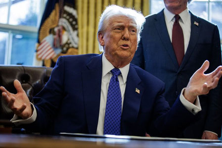 “У олов билан ўйнаяпти” - Трамп