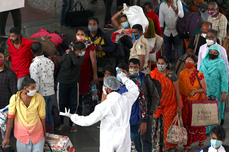 Hindistonda koronavirus bilan kasallanish keskin oshdi