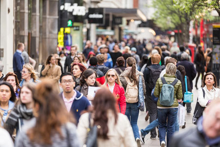 Buyuk Britaniyada mahalliy aholi soni keskin kamaymoqda