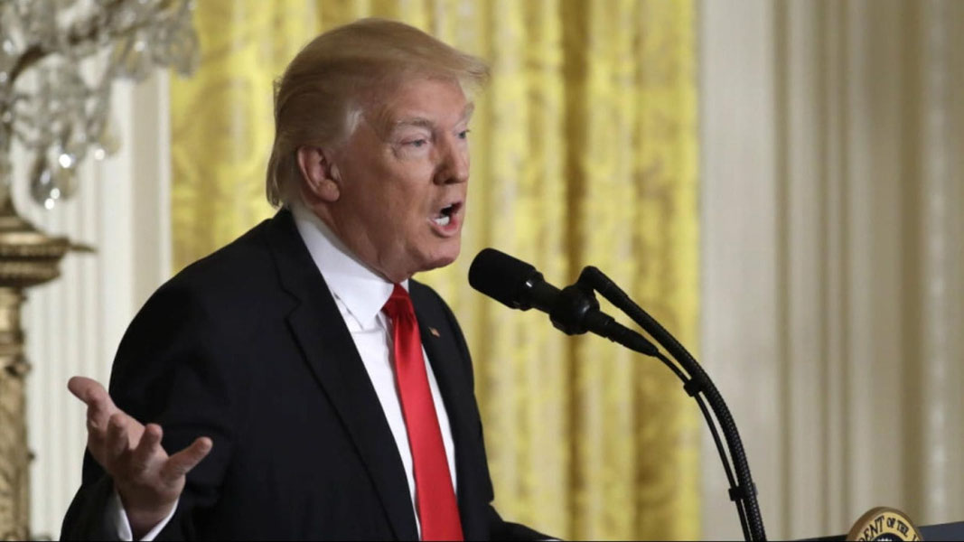 Трамп CNN хабарини инкор этди: “Бу сохта янгиликлар”
