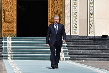 Shavkat Mirziyoyev Ozarbayjonga jo‘nab ketdi