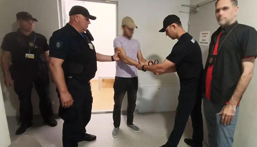 Литвадан Ўзбекистонга илк бор жиноятчи экстрадиция қилинди