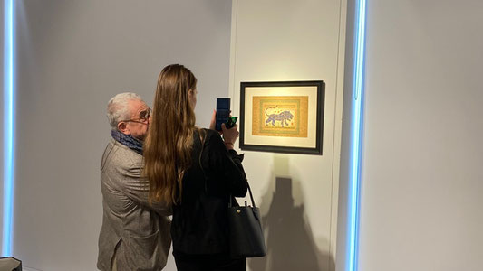 Ислом меросининг бебаҳо хазинаси намуналари Ўзбекистонга тарихий қайтиши арафасида Лондонда намойиш этилди