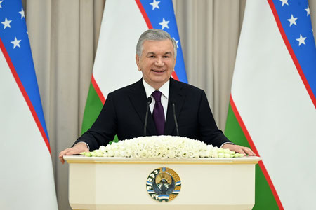 Шавкат Мирзиёев етакчи тадбиркорларни мукофотлади
