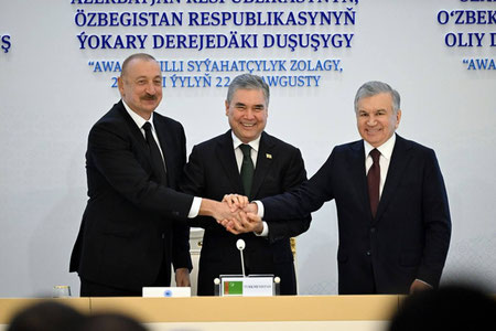 O‘zbekiston, Turkmaniston va Ozarbayjon prezidentlari qo‘shma bayonot imzoladi