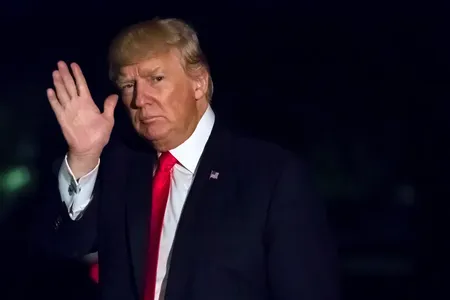 “Трамп вафот этди” деган хабарлар ростми?