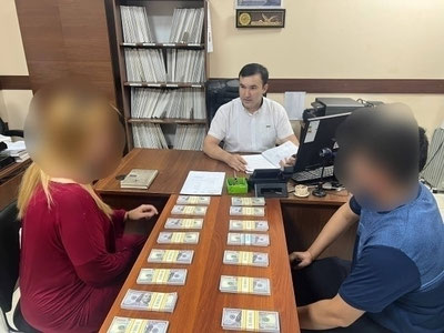 Toshkentda ota 3 farzandi uchun 150 ming dollar alimentni oldindan to‘ladi