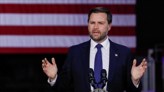 АҚШ вице-президенти Трампдан кейинги эҳтимолий ворислик ҳақида гапирди