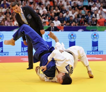 Ўзбекистонлик ёш дзюдочилар жаҳон чемпионатида мутлақ ғолиб бўлди