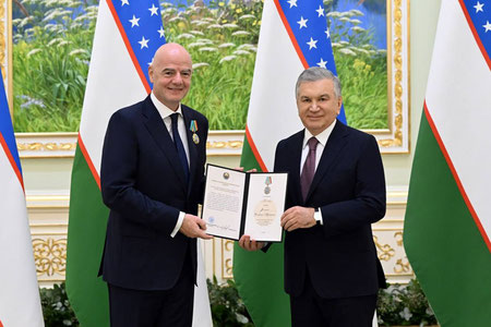 Shavkat Mirziyoyev Janni Infantinoni “Do‘stlik” ordeni bilan taqdirladi