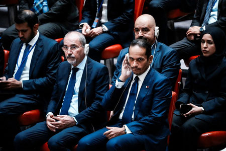 Tramp Qatar bosh vaziri bilan uchrashdi