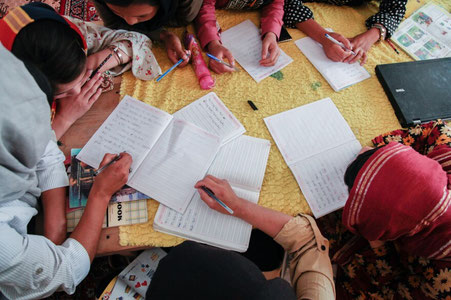 Tolibon Afg‘oniston universitetlarida ayol mualliflarning kitoblarini taqiqladi