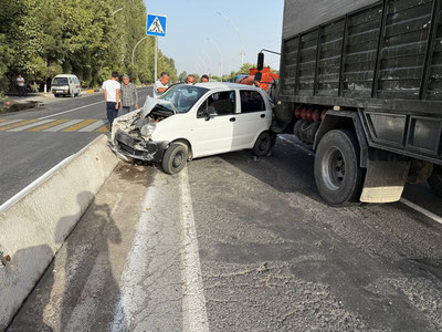 Андижонда учта автомашина аварияга учради