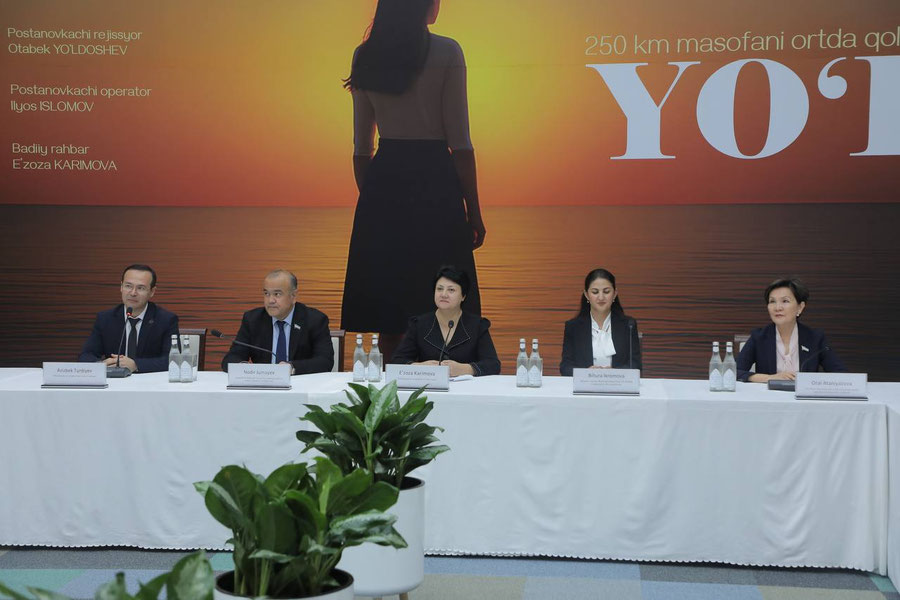 “Йўл”: 250 км масофа босиб мактабга борувчи ўқитувчи ҳақида фильм ишланди