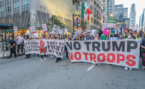 Illinoys va Chikago shtatlari Trampni sudga berdi