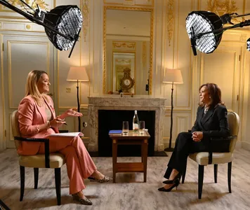 Kamala Harris: “Oq uyni boshqaradigan birinchi ayol bo‘lishim ehtimoldan xoli emas”