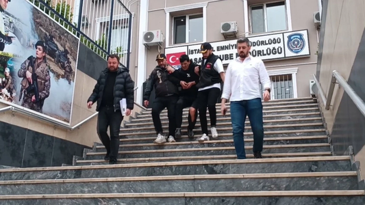 Туркияда ўзбекистонлик эркак хотинини пичоқлаб ўлдирди