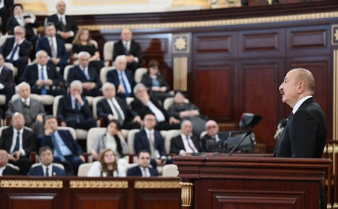 Илҳом Алиев: “Озарбайжонларнинг Арманистонга қайтиши ҳеч кимни қўрқитмаслиги керак”