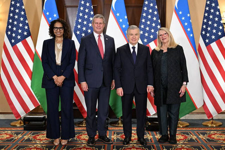 Shavkat Mirziyoyev Vashingtonda AQSh Kongressi vakillari bilan uchrashuv o‘tkazdi