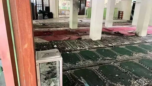 Indoneziyada juma namozi payti portlash yuz berdi