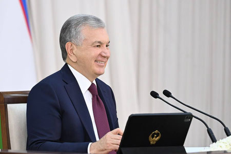 Prezident kasaba uyushmalari xodimlaridan bir guruhini mukofotladi