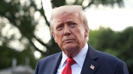 Трамп Россия билан ҳамкор давлатларга нисбатан кескин санкциялар жорий этилишини эълон қилди